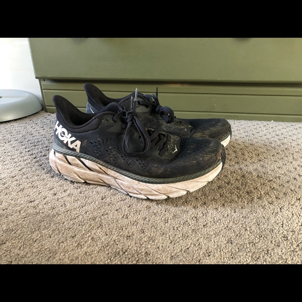 Hoka One One Clifton 8